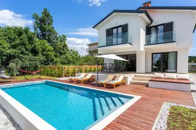 Image de Superbe maison Ă Jurdani