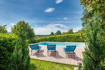 Image de Superbe maison à Jakovlje avec sauna