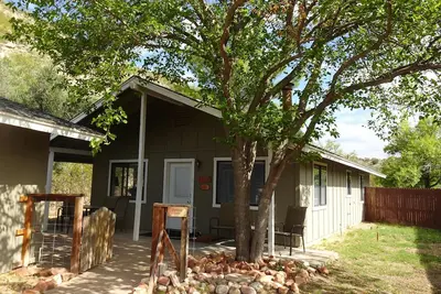 Image de Thoughtful and modern comforts on a peaceful ranch