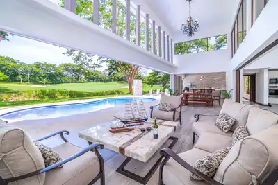 Image de Golfer's Paradise: Villa w/ Pool, Fire Pit, Golf Cart & Beach Club Access, Closest to Playa Conchal!