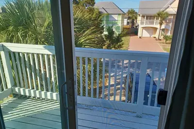 Image de condo 460 feet from the beach