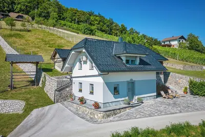 Image de Vineyard Cottage Deer's Hill, Šmarješke Toplice, Slovenia