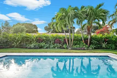 Image de Last Chance for Summer Savings in Florida