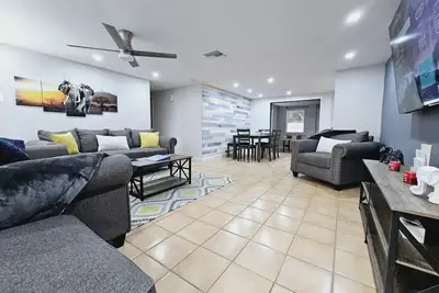 Image de Cozy Sarasota Home: 3br/2ba Close to Siesta Key & I-75