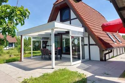 Image de Ferienhaus 139 Lederstrumpf 68qm bis 5 Personen mit Haustier - Ferienhaus Lederstrumpf im Feriendorf