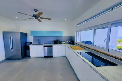 Image de Villa with pool. Sea view. 4 bedrooms, kitchen. Las Terrenas over playa bonita.