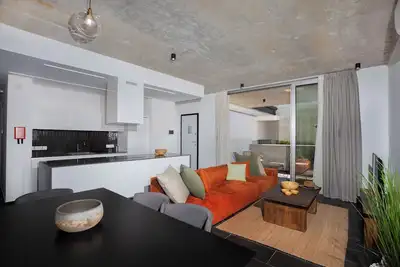 Image de Bridge House 301-3br Penthouse close to the beach and city centre