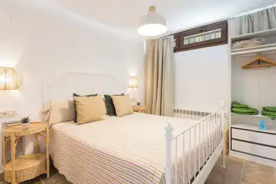 Appartement 'Resort Villa Luny Planta Inferior' avec piscine partagée, Wi-Fi et climatisation
