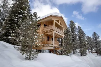 Image de Chalet #31 with Ir-sauna and indoor whirlpool