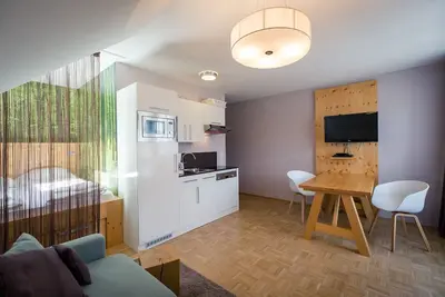 Image de Studio # 13 with Balcony