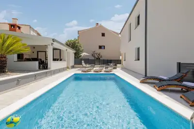 Image de Belle maison de 4 chambres à Podstrana