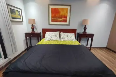 Image de Luxury 1 bed apartment Goldcrest Mall and residency