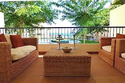 Image de Air-conditioned apartment 500 m from the beach