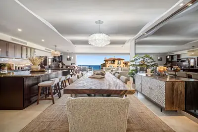Image de Medano Beach, Ocean View, Downtown, 3bd, 6th floor