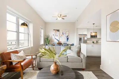 Image de Spacious 4b Oasis steps from French Quarter - Your Nola Dream Awaits!