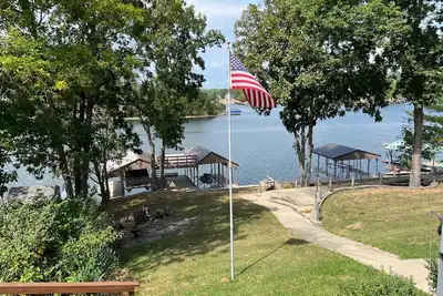 Image de Lakeside Serenity Retreat