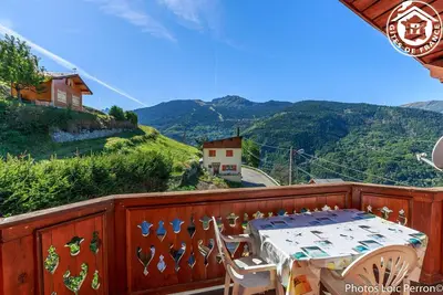 Image de Gite situé à 11km de Champagny en Vanoise (domaine skiable Paradiski relié à La Plagne et les Arcs a