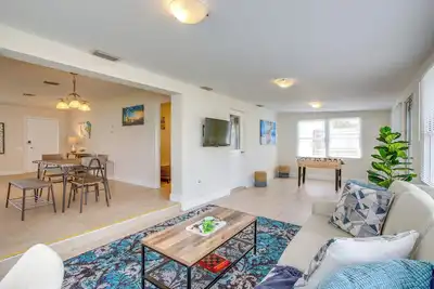 Image de 5 Mi to Beach: Bbq-Ready Retreat in Seminole