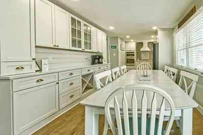 Image de Cozy and Roomy Beachside Bungalow in Sea Isle