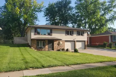 Image de Cozy home centrally located in Omaha, Ne