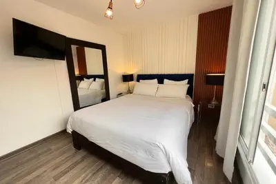 Image de Apartamento De 2 Dormitorios, A 4 Cuadras Del Parque Kennedy