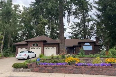 Image de Stately Home in Historic Oregon City
