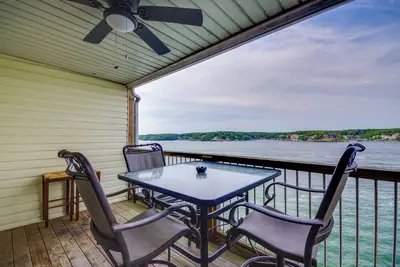 Image de Pool + Dock Access: Osage Beach Retreat!