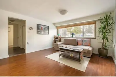 Image de Spacious comfortable 2Br 2Bath 1den port moody