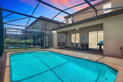 Image de Luxury 5br Family Mansion with Private Pool & Bbq