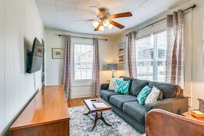 Image de Charming Abode ~ 2 Mi to Mississippi State Campus!