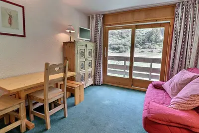 Image de Studio lumineux avec balcon et accès direct aux pistes