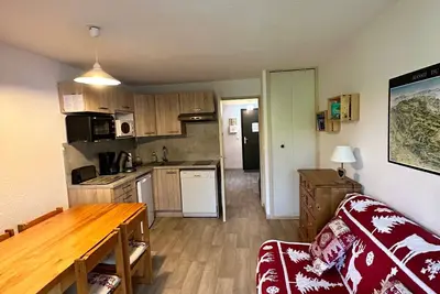 Image de Studio cosy au pied des pistes avec balcon, proche centre et piscine, navette gratuite