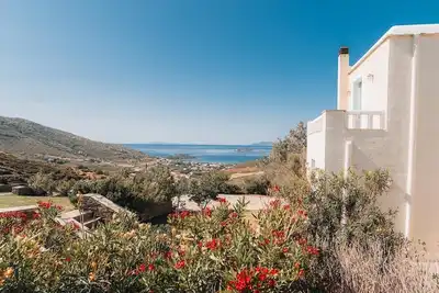 Image de Peaceful Vacation Villa in Andros with incredible sea view