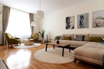 Image de A wonderful large apartment in the heart of the historical center.