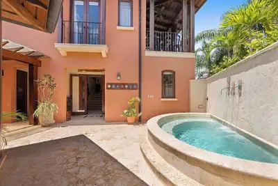 Image de Las Catalinas Villa, 5 Bd!