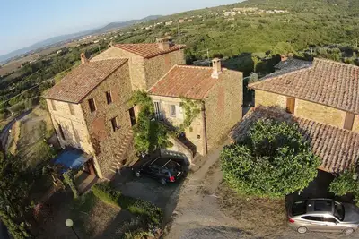 Image de Cassetta di Pietra. Idyllic Peaceful House. Private Pool. Paciano Umbria