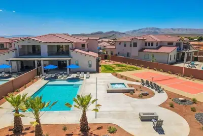 Image de Arcadia 68 | Private Pool & Hot Tub * Arcade * Pool Table