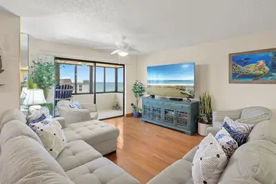Image de Luxury Penthouse w. Gorgeous Ocean Views + Direct Beach Access