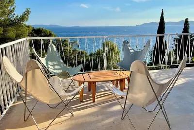 Image de Un jardin au bord de la Méditerranée