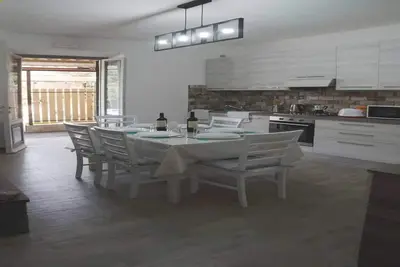 Image de 2 Bedroom Private vacation home in Pieve An Elici