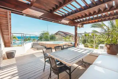 Penthouse with jacuzzi near the sea C2