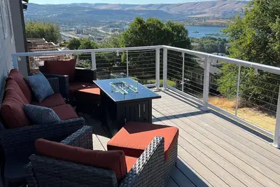 Image de The Crane’s View: Views, Hot Tub, Dog/Kid Friendly!