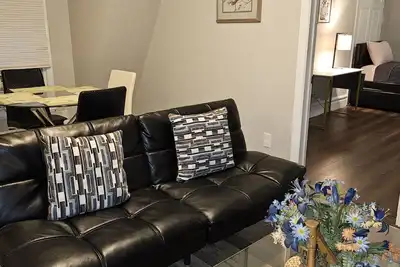Image de A perfectly quiet spot away from home! It's nestled just outside of Maplewood.