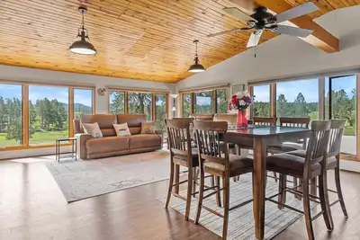 Image de Papa’s Place on Willow Creek