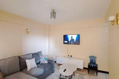 Image de Wenwa Homestay Nairobi. Our conveniently located fully furnished apartment.