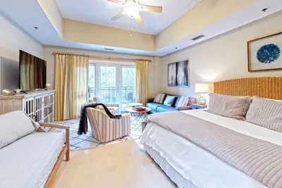 Image de 1br beach condo