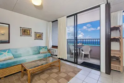 Sweeping Ocean View 1br, Full Kitchen, Free Parking, Wifi! 5%off!