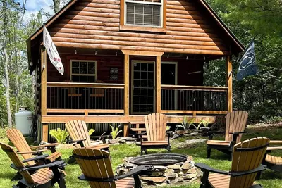 Image de Cozy Log Cabin \/ Penn State Football \/ 20 Minutes to State College, Pa