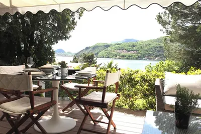 Image de The Best Location in Lugano, Tiny Villa in Romantic Morcote