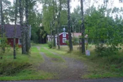 Image de Holiday home, peacefully located and only 300 meters away from the lake